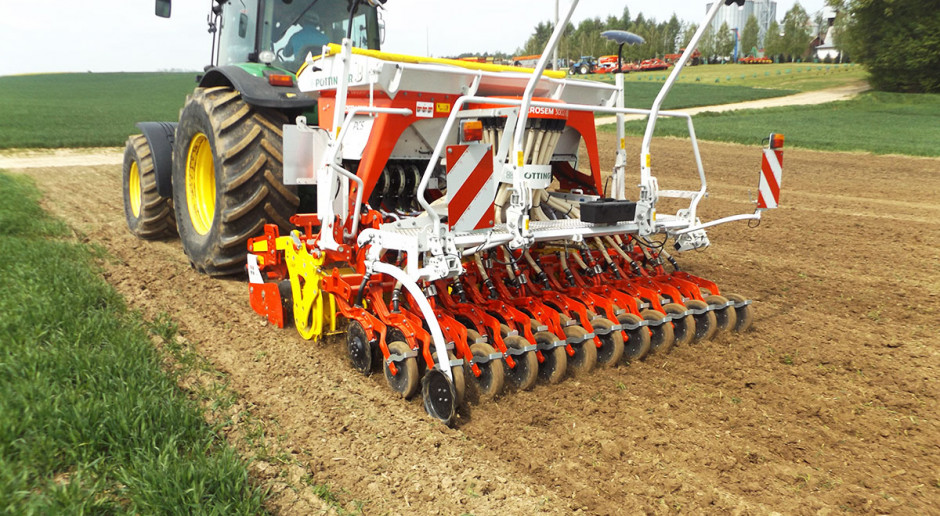 Fot. K. Wieteska Dwa rzędy w jednym - siewnik Pöttinger Aerosem Duplex Seed