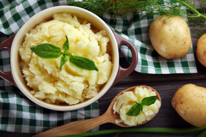 Polacy jedzą coraz mniej ziemniaków