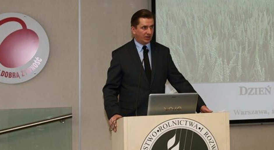 Wiceminister rolnictwa Rafał Romanowski, fot. Facebook MRiRW: Nie ma na razie szacunków start w rolnictwie wywołanych przez wichury