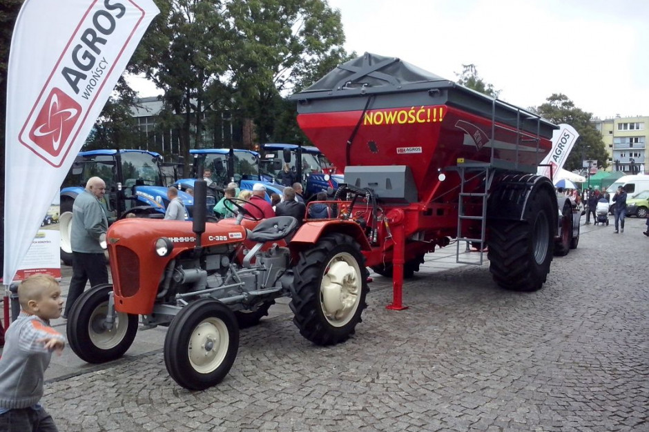 W weekend 1-3 września 2017 r. około 400 wystawców oferowało swoje towary i prezentowało maszyny oraz urządzenia dla rolnictwa na XXVI Krajowej Wystawie Rolniczej, fot. at