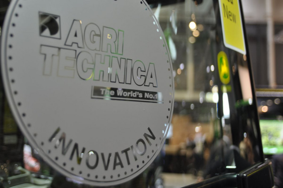 Podczas tegorocznej edycji targów Agritechnica przyznano 2 złote i 29 srebrnych medali za innowacje; fot. AK
