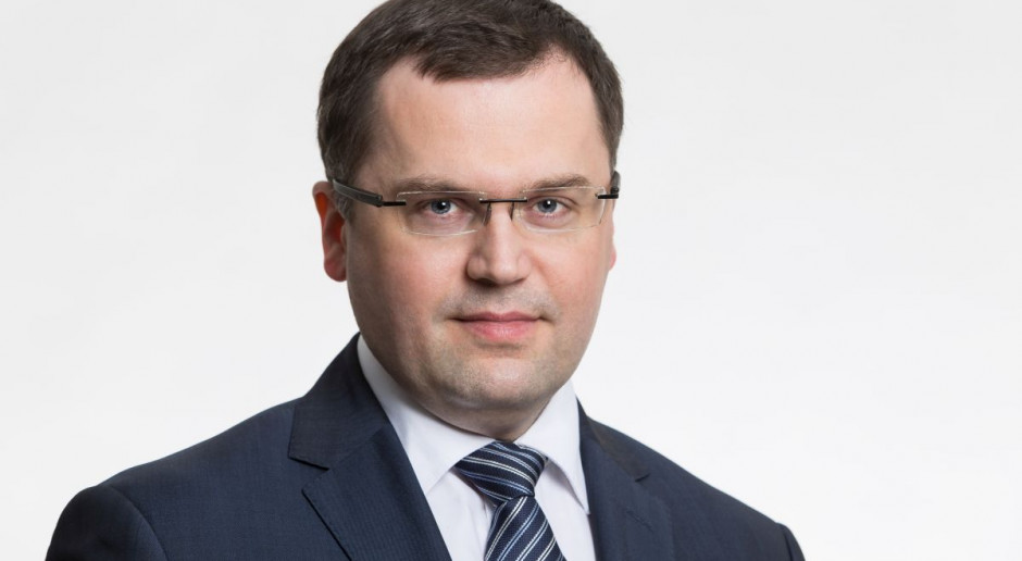Radca prawny dr Tadeusz Białek – dyrektor Zespołu Prawno-Legislacyjnego w Związku Banków Polskich. ZBP: Większość banków wstrzymała udzielanie rolnikom kredytów
