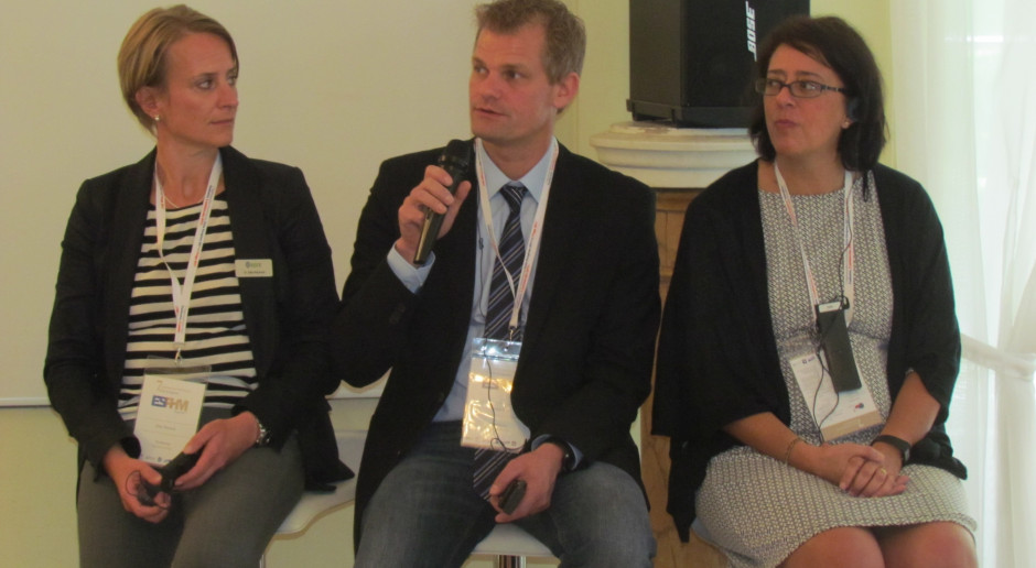 Od lewej: dr Silke Wacheck, dr Torsten Pabst, dr Paloma Suarez Ferreiro Fot.BW O zdrowiu świń w Pawłowicach