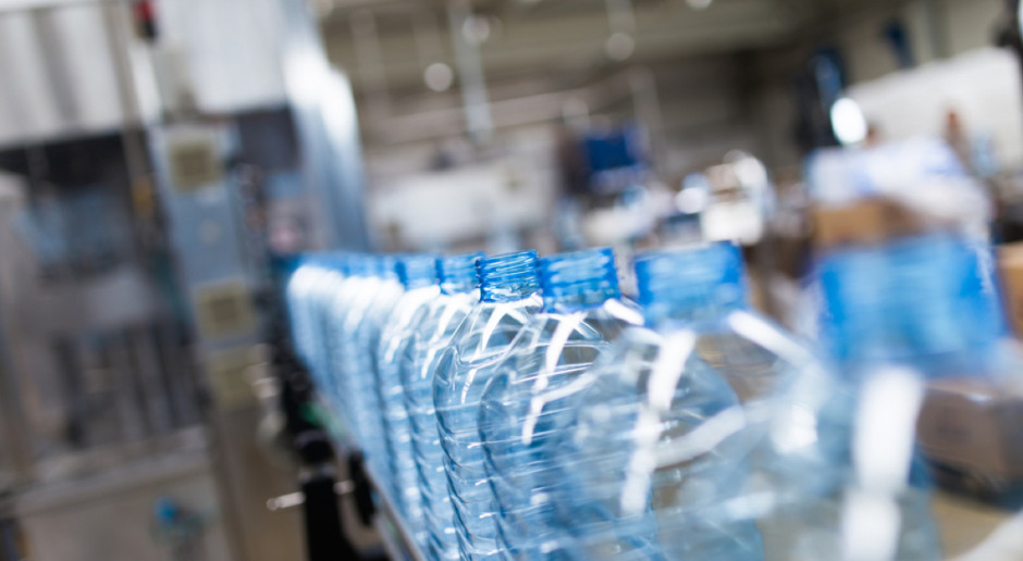 Przejęta spółka Aquarex AD posiada zakład produkcyjny w Bułgarii wytwarzający wodę pod marką Velingrad; Fot. Shutterstock Maspex kupił kolejną zagraniczną spółkę – producenta wody z Bułgarii