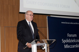 Zapasy OMP źródłem niepokoju w sektorze mleczarskim