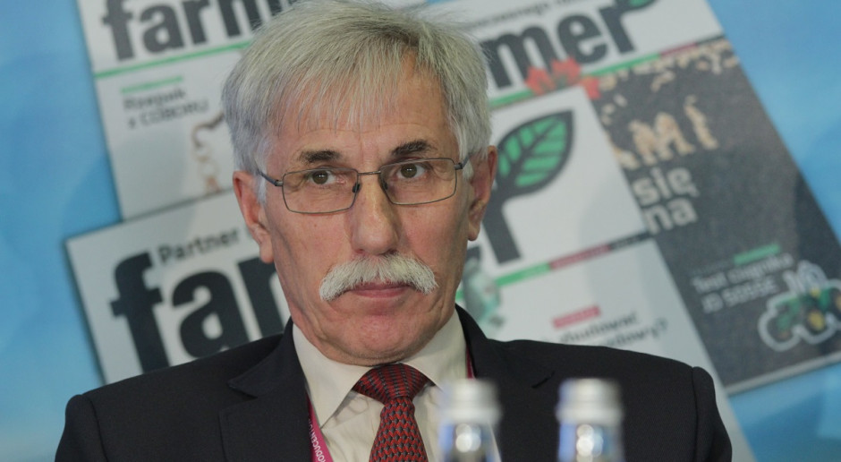 Prof. Witold Grzebisz ; Fot. Michał Oleksy Nakarmić glebę, aby odżywić rośliny