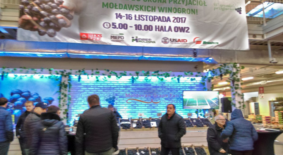 Mołdawska promocja winogron w Broniszach; fot. MP Mołdawskie winogrona trafią na polski rynek przez Bronisze