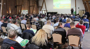 Zamek Topacz: konferencja regionalna farmera 