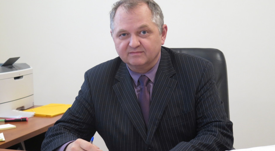 "Rozwój obszarów wiejskich dotyczy całego kraju i zależy nam na włączeniu do niego małych miast i miasteczek, obszarów wiejskich i peryferyjnych tak, aby ten rozwój był właśnie zrównoważony, harmonijny" Zarudzki: Określenie rdzennych potencjałów regionów to klucz do ich rozwoju