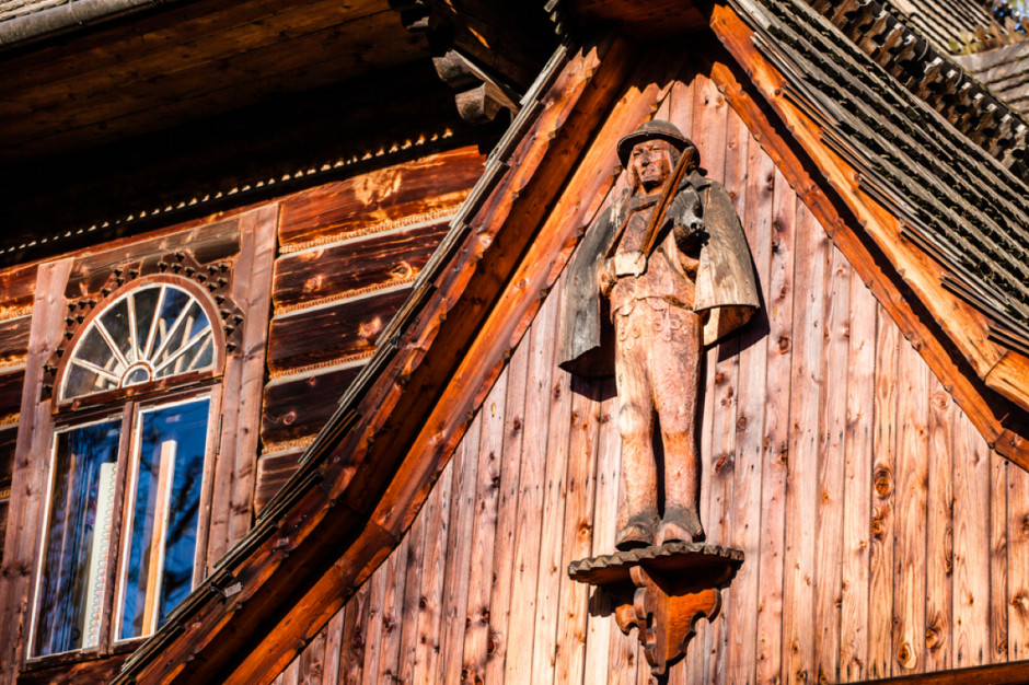 Tradycyjny drewniany dom w Zakopanem; Fot. Shutterstock