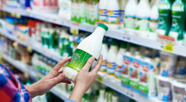 Katar wprowadził poważne ograniczenia w imporcie produktów mlecznych