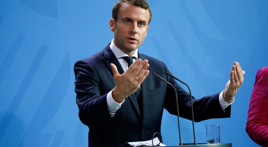 Prezydent Macron podkreślał w sobotę, że jego polityka ma na celu zwiększenie inwestycji i podniesienie jakości francuskiej żywności i standardów rolniczych; Fot. 360b / Shutterstock.com Prezydent Macron wygwizdany przez rolników