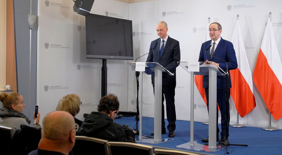 Od lewej: Andrzej Chodakowski główny inspektor roślin i nasiennictwa, Jacek Bogucki wiceminister rolnictwa (Fot. MRIRW) Wiceminister Bogucki: Zbiory ziemniaków rekordowe, ale ceny spadły