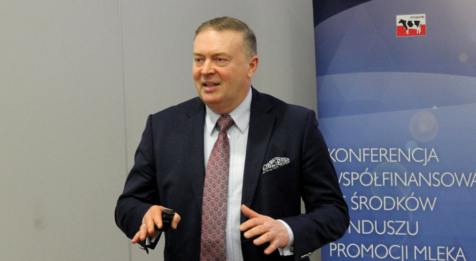 Dr Zbigniew Lach podkreślał rolę włókna pokarmowego w dawce przeżuwacza, fot.Ł.Ch. Włókno fizycznie efektywne – jaką ma rolę w dawce pokarmowej krów mlecznych?