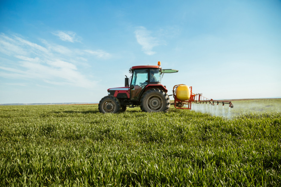 Rolnicy protestują przeciw ograniczeniom w stosowaniu pestycydów Fot.Shutterstock