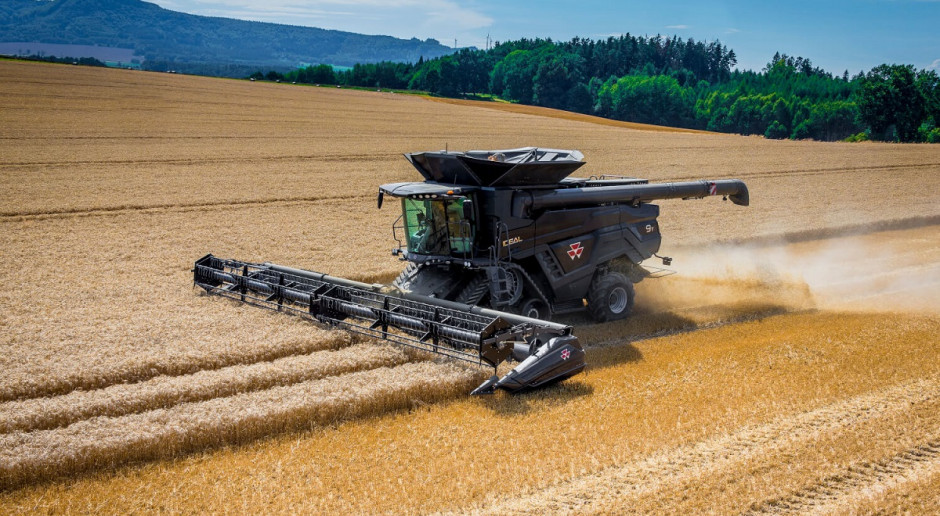 Tytuł Red Dot: Best of the Best to nie pierwszy sukces serii Massey Ferguson Ideal, fot. mat. prasowe Kombajn Massey Ferguson Ideal z nagrodą Red Dot: Best of the Best