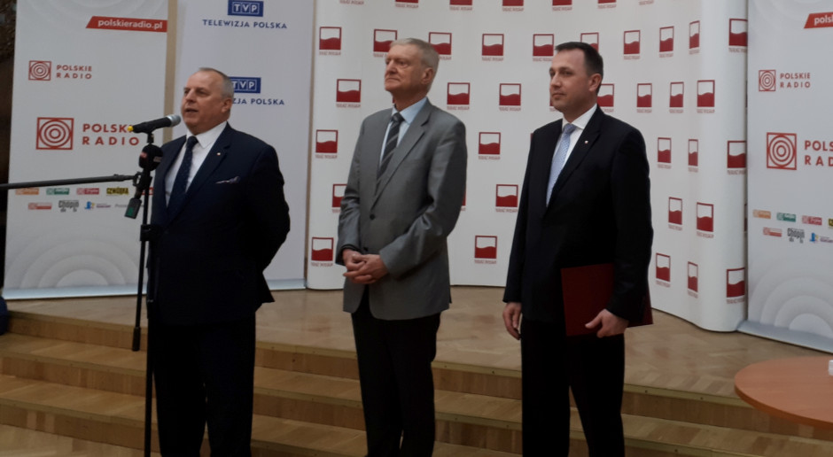 Od lewej: Krzysztof Przybył - prezes Fundacji Polskiego Godła Promocyjnego, prof. Michał Kleiber - przewodniczacy jury, Michał Lipiński - dyrektor konkursu "Teraz Polska" Fot . JK Ogłoszono nominacje do Godła „Teraz Polska”