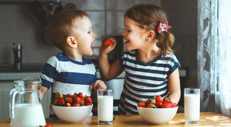 fot. Shutterstock Unia dała za późno, więc rząd wziął z „Programu dla szkół” część udziału krajowego