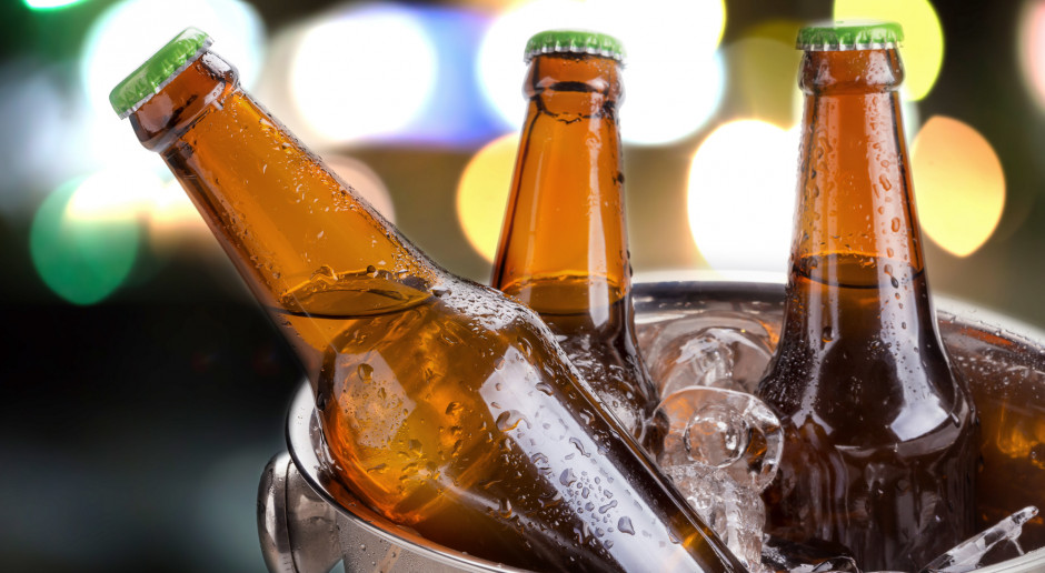 Długi weekend majowy to tradycyjny początek sezonu dla browarników, producentów lodów i różnych mięs; Fot. Shutterstock Żniwa majówkowe zaczęły się w kwietniu