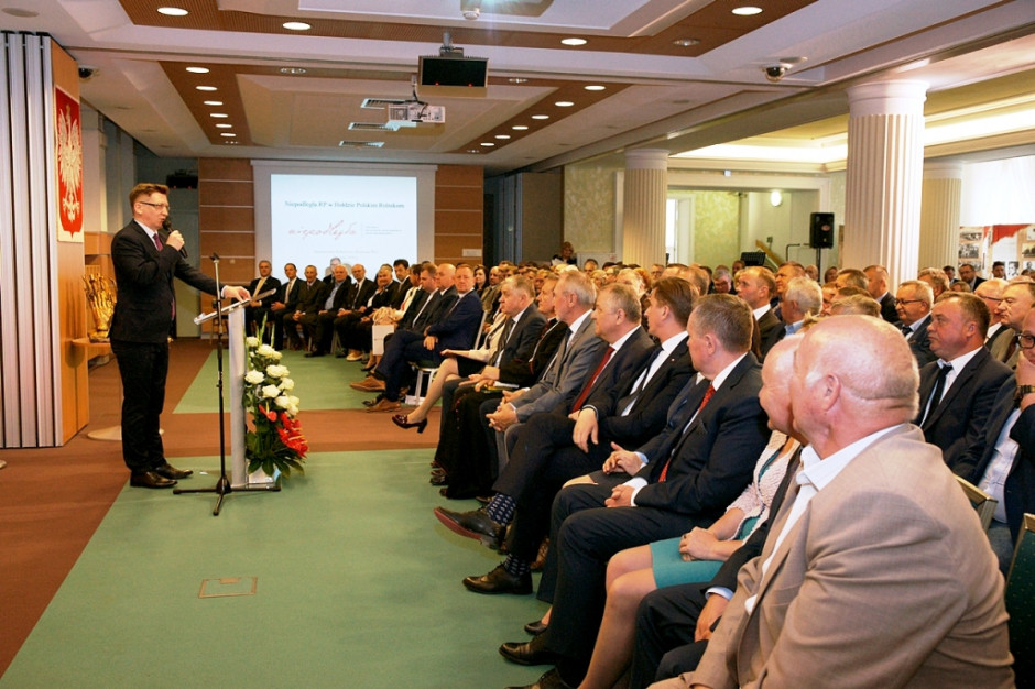 Uroczystość Niepodległa RP w Hołdzie Polskim Rolnikom