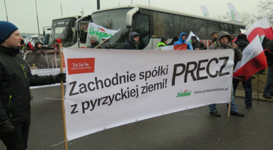 Podczas protestu 19 lutego 2015 w Warszawie; fot. MP Rolnicy z Pyrzyc niewinni