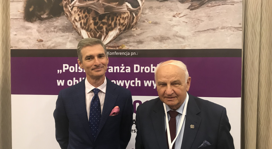 Od lewej: prezes KRD-IG Piotr Kulikowski, wiceprezes KRD-IG Rajmund Paczkowski (Fot.KRD-IG) Nowy prezes zarządu Krajowej Rady Drobiarstwa – Izby Gospodarczej