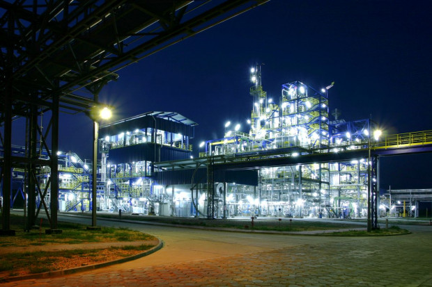 Zakłady Azotowe "Puławy" wstrzymują produkcję kaprolaktamu i melaminy