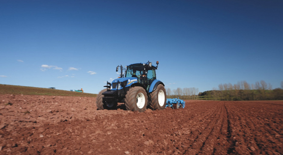Niezmiennie liderem sprzedaży nowych ciągników po pierwszym półroczu jest New Holland; Fot. materiały prasowe Czerwiec: Rynek nowych ciągników lekko w górę