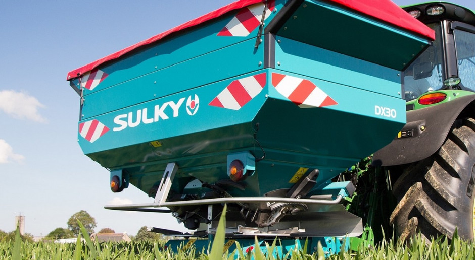Rozsiewacz DX30+ z systemem DX W-Control będzie można oglądać podczas wystawy Agro Show 2018, fot. materiały prasowe Ulepszony system sterowania sekcjami w rozsiewaczu Sulky
