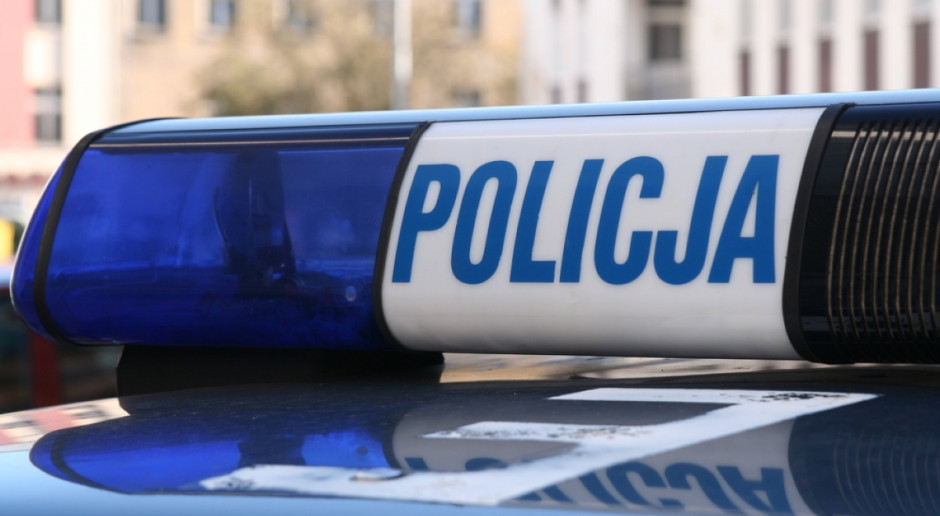 Motocyklista wjechał w przyczepę rolniczą pod Myślenicami; Fot. Shutterstock Motocyklista zginął po zderzeniu z przyczepą rolniczą