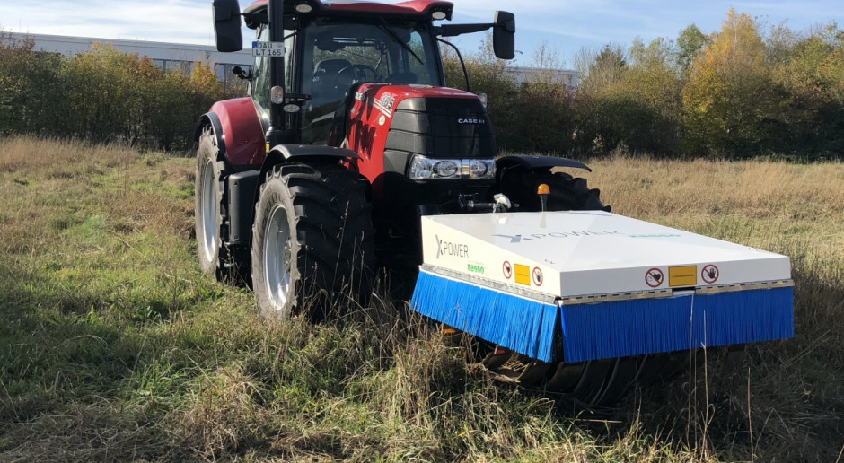 Działanie urządzenia XPower opiera się na zastosowaniu impulsów elektrycznych do walki z chwastami, fot. mat. prasowe XPower: prądem w chwasty