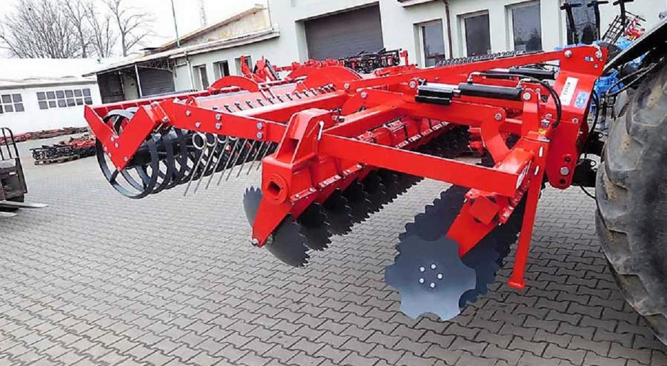 Goliat w wariancie 3,5-metrowym rozszerza wachlarz kompaktowych bron talerzowych krośniewickiego EXPOM-u, fot. materiały prasowe Brona talerzowa Goliat teraz także w wariancie 3,5 m