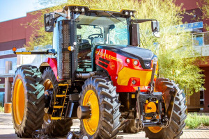 Zaprezentowano nowe traktory Versatile Nemesis