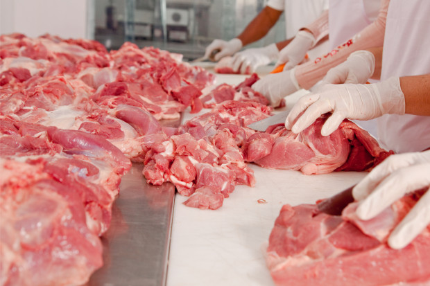 Właściciele zakładów mięsnych w Birkenfeld nie czują się winni fali zachorowań wśród pracowników