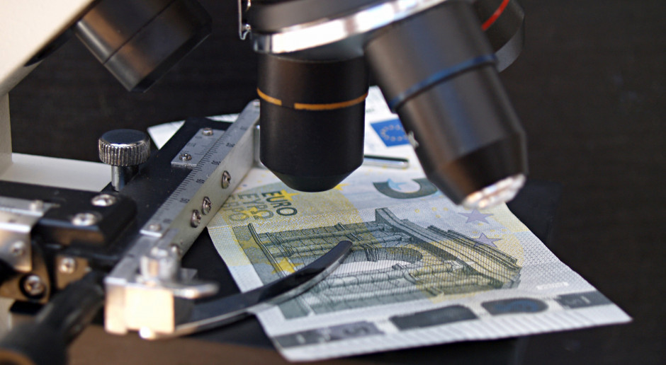 fot. Shutterstock Ministerstwo tnie wydatki na badania – w tym na krajowe białko paszowe