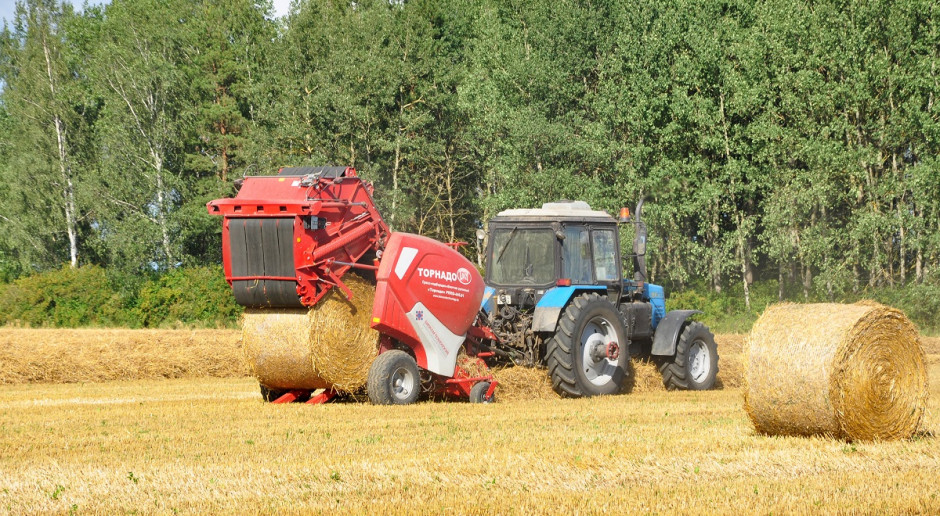 fot. shutterstock Przegląd używanych pras rolujących w cenie 30-40 tys. zł