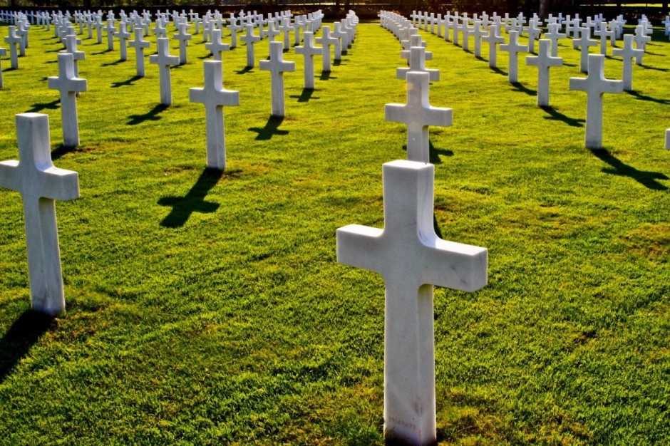 Wygląda na to, że w Stanach Zjednoczonych przybywa przeciwników tradycyjnych pochówków zmarłych, fot. pixabay.com