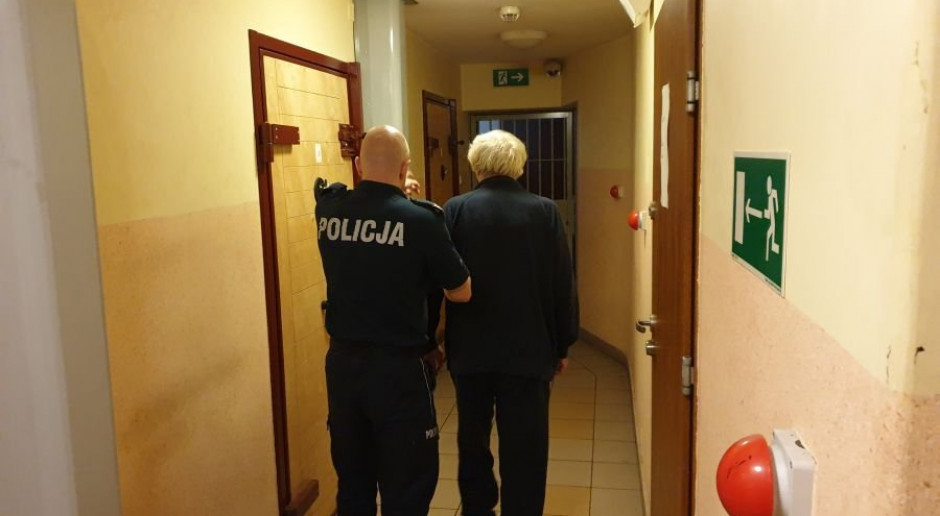 Fot. lubliniec.slaska.policja.gov.pl 13 padłych byków i świń. 67-latek odpowie za znęcanie się nad zwierzętami