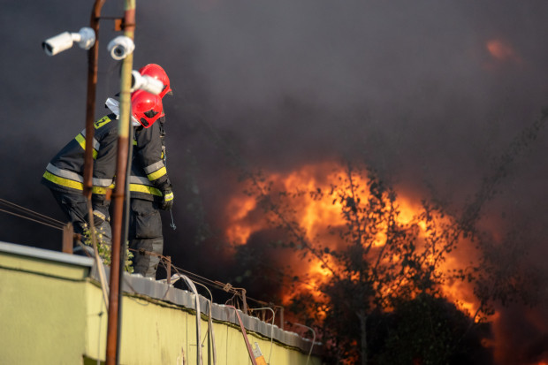 Pożar hali w zakładzie Tymbarku w Olsztynku