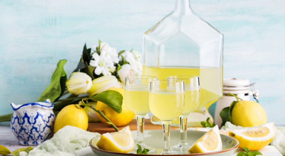 Fot. Shutterstock Ardanowski: możliwe zmniejszenie akcyzy o połowę na alkohole wytwarzane przez rolników