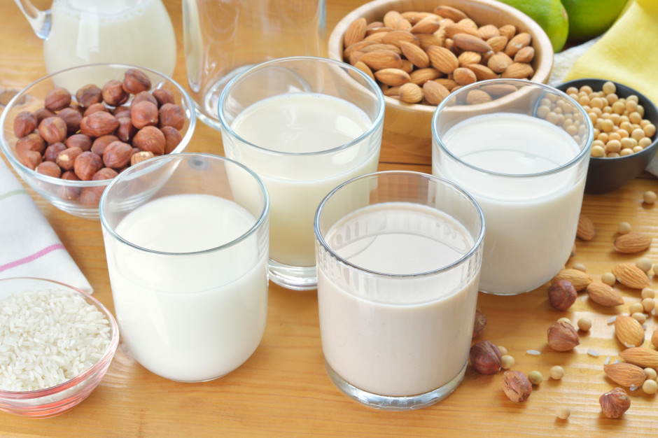 Roślinne zamienniki mleka zyskują na znaczeniu, fot. Shutterstock