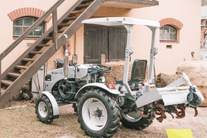 Ciągnik w cenie traktorka kosiarki