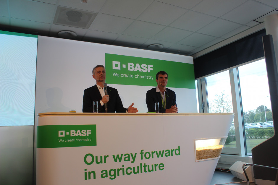 Vincent Gros, prezes BASF Agricultural Solutions (z prawej) oraz Livio Tedeschi szef Europy, Bliskiego Wschodu, Afryki i WNP, BASF Agricultural Solutions. Fot A. Kobus