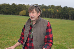 Frédéric Thomas, ekspert ds. rolnictwa konserwującego, o destrukcyjnym wpływie uprawy na glebę