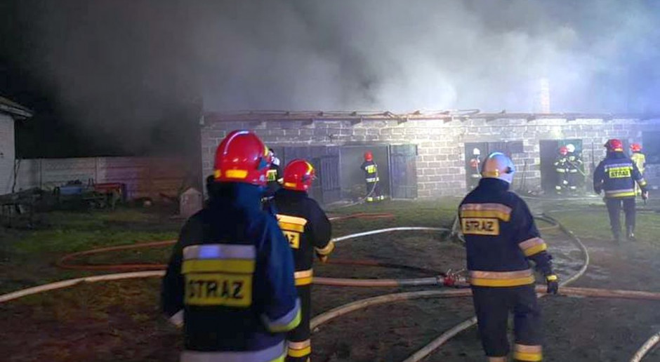 Pod Jedlińskiem na Mazowszu spłonął budynek gospodarczy, Foto: OSP Jedlińsk Pożary w gospodarstwach - spłonął budynek gospodarczy i stodoła