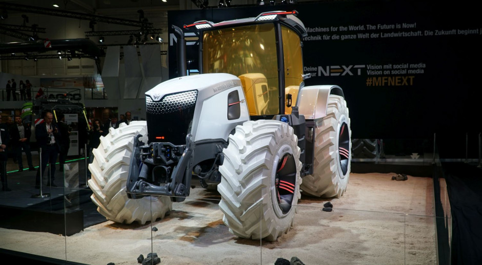 Massey Ferguson - koncept Next, czyli wizja ciągnika przyszłości MF-a, fot.kh Massey Ferguson Next, czyli wizja ciągnika przyszłości