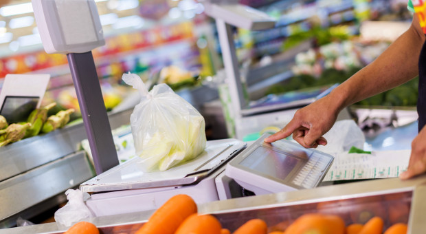 Raport: w maju ceny w sklepach spożywczych wzrosły średnio o ponad 5 proc. mdm