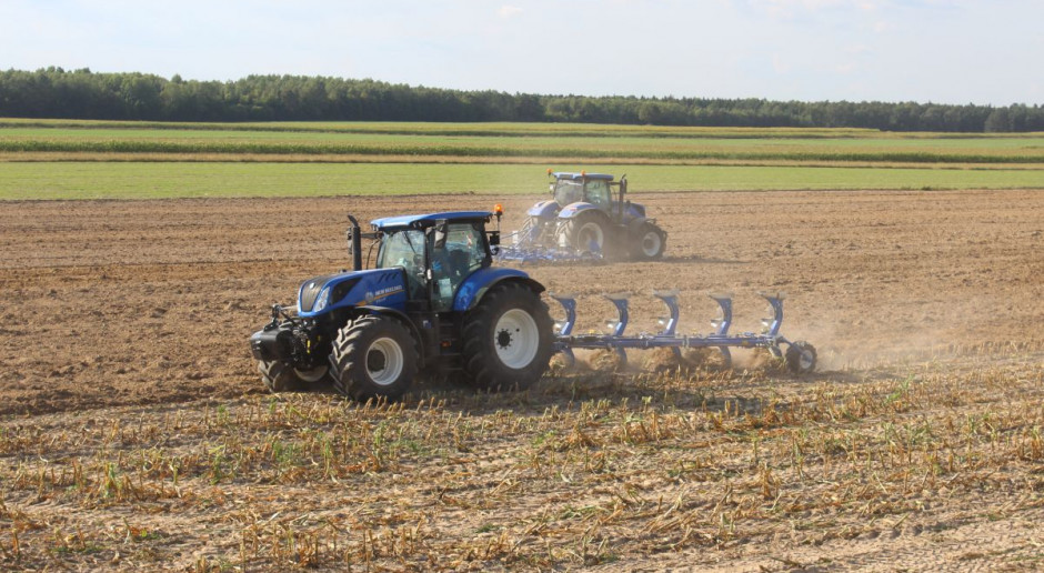 New Holland jest najchętniej wybieranym ciągnikiem wśród polskich rolników, fot.kh Najlepiej sprzedające się ciągniki w 2019 r. New Holland na pierwszym miejscu