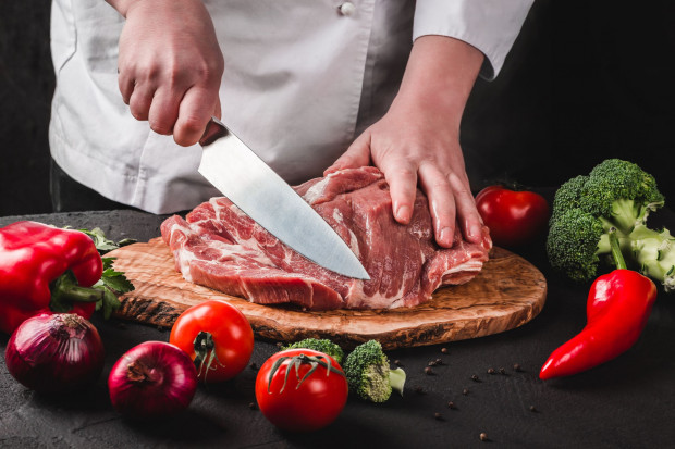 Czy Fundusz Promocji Mięsa Wieprzowego wycofa wsparcie dla producentów zamienników mięsa?
