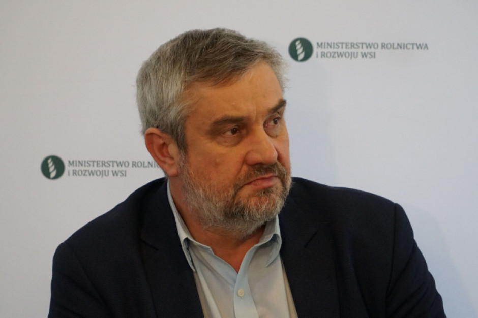 Minister Ardanowski wręczył wręczył akty powołania 25 członkom Rady Rolników na trzyletnią kadencję (2020-2022); Fot.Farmer